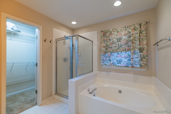 7233 Heathermoore Loop