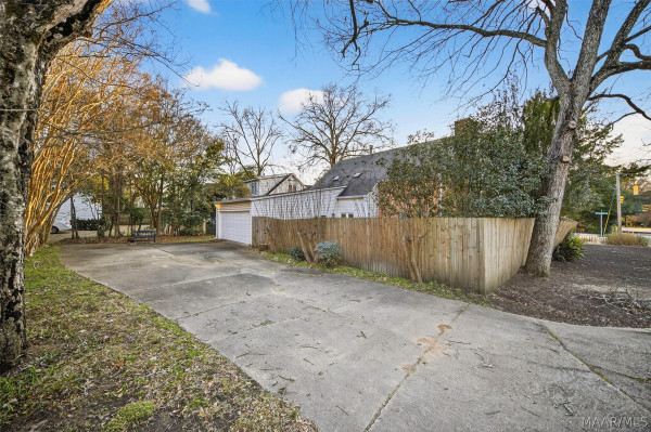 1410 Glen Grattan Drive