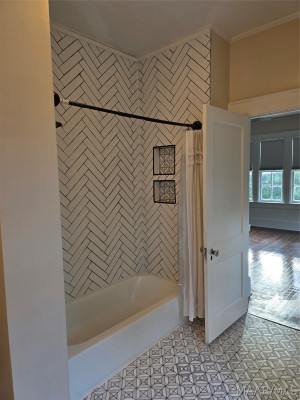 2481 E Cloverdale Park