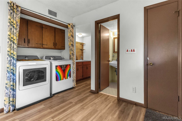 2746 Bonnie Crest Court