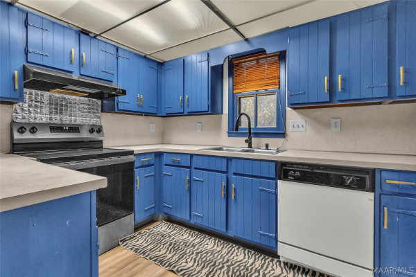 2746 Bonnie Crest Court