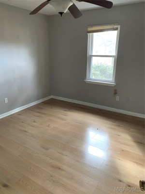 126 GROVEWOOD Court