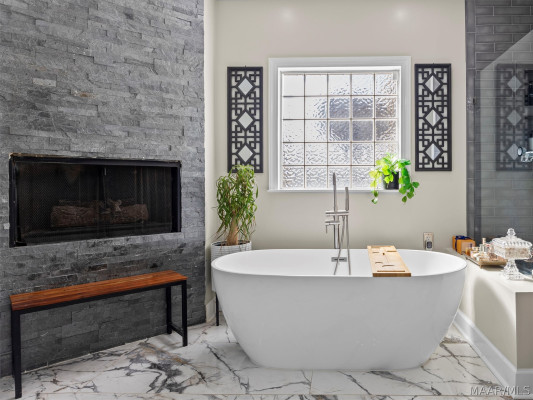 229 W Farmington Trace