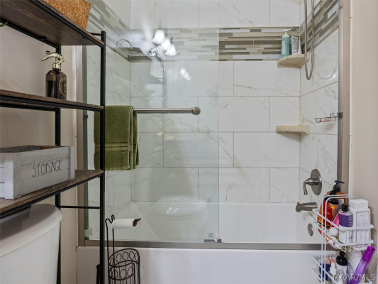 229 W Farmington Trace