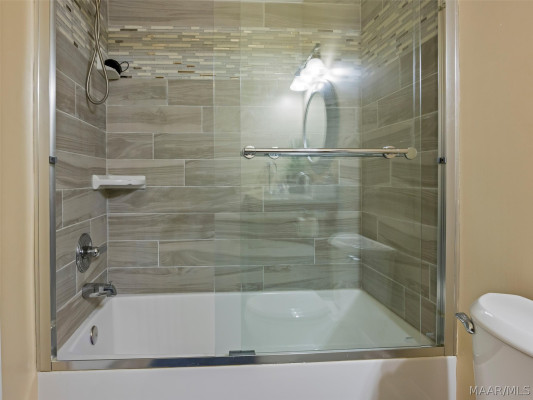 229 W Farmington Trace