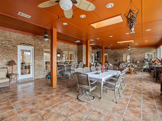 229 W Farmington Trace