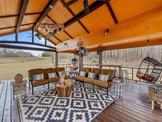 229 W Farmington Trace