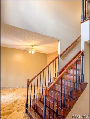 521 NEW BINGHAM Drive