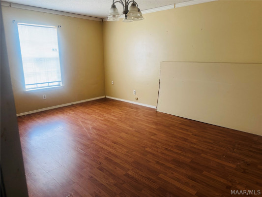 414 Empire Terrace