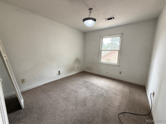 6212 Willow Glen Drive