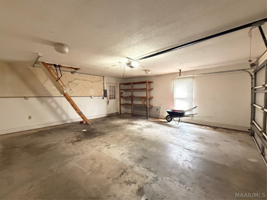 6212 Willow Glen Drive