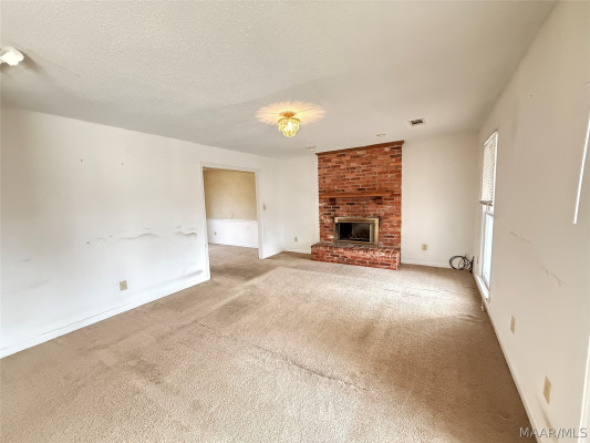 6212 Willow Glen Drive