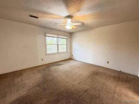 6212 Willow Glen Drive