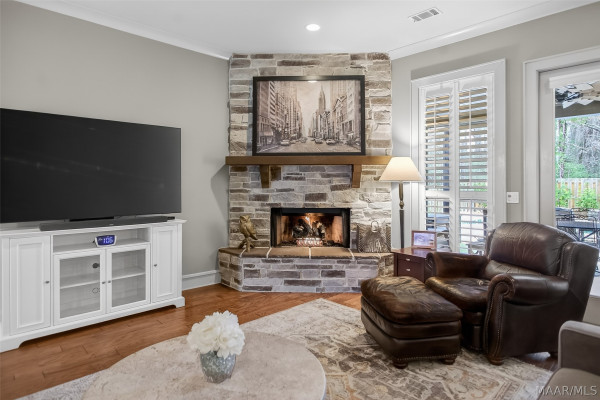 9536 Crescent Lodge Drive