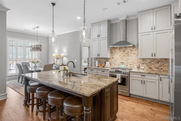 9536 Crescent Lodge Drive