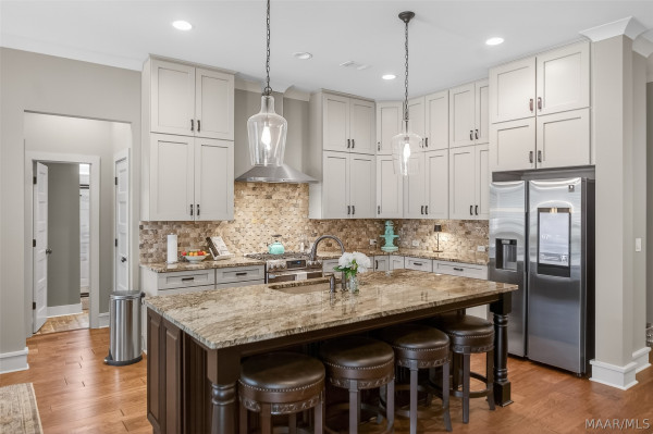 9536 Crescent Lodge Drive