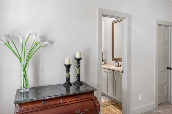 9536 Crescent Lodge Drive