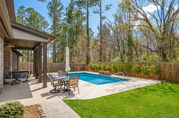 9536 Crescent Lodge Drive