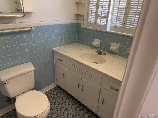 932 Green Forest Drive