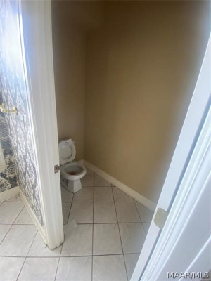 732 Whitehall Parkway