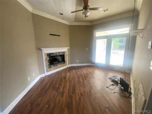 732 Whitehall Parkway