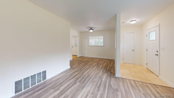 1835 Hill Hedge Drive