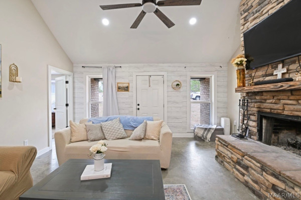 255 Indian Lane