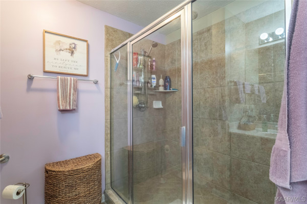 3712 Claiborne Circle