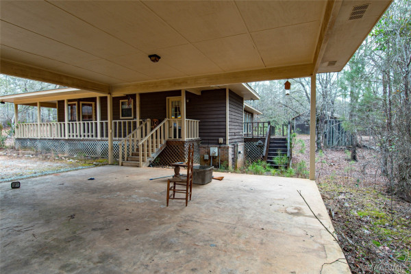 1095 SHADY Trail