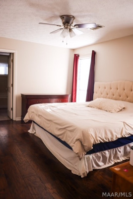 7100 Buckram Oak Drive