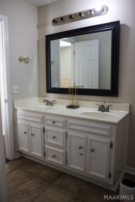 7100 Buckram Oak Drive