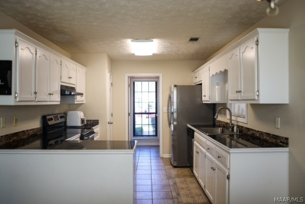 7100 Buckram Oak Drive