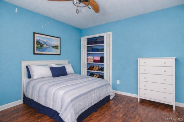 407 E Rutgers Loop