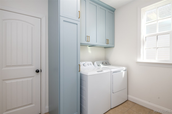 578 Lake Cameron Drive