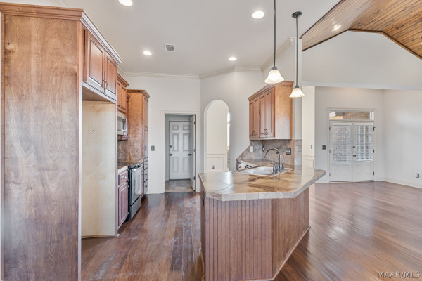 103 Brookshire Drive