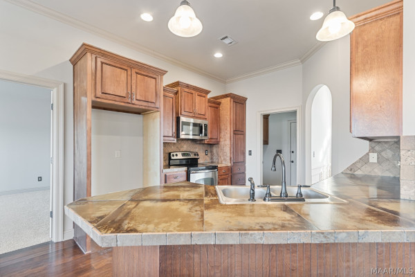 103 Brookshire Drive