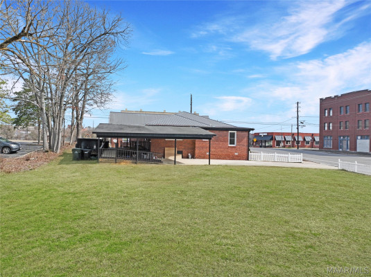 203 8th Street