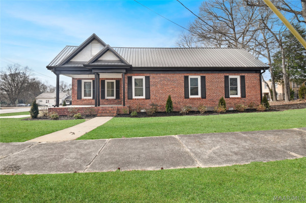 203 8th Street