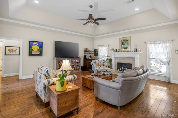 9700 Lochfield Drive