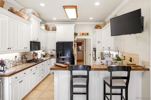 9700 Lochfield Drive