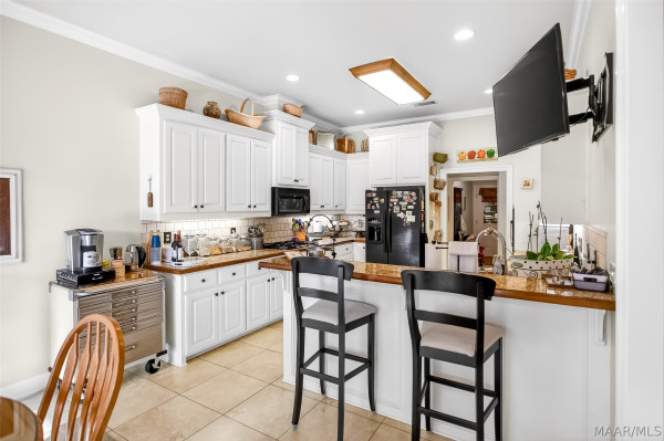 9700 Lochfield Drive