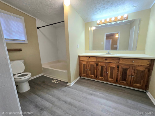 122 S CAPITOL Parkway