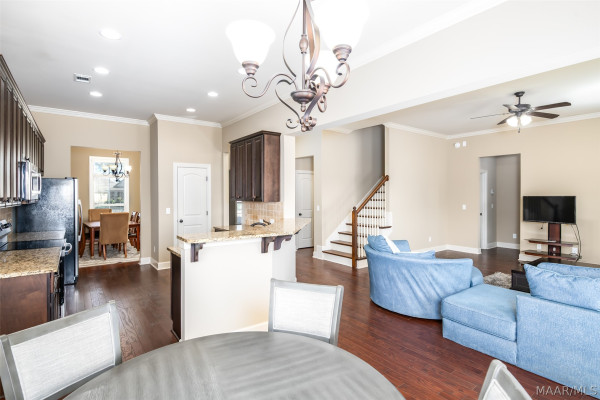 3712 WESTON Place