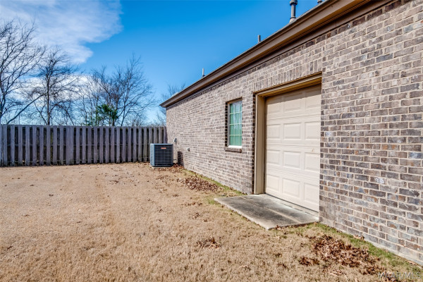 3712 WESTON Place