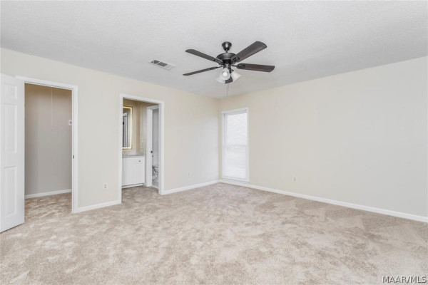 7260 ROLLING HILLS Boulevard