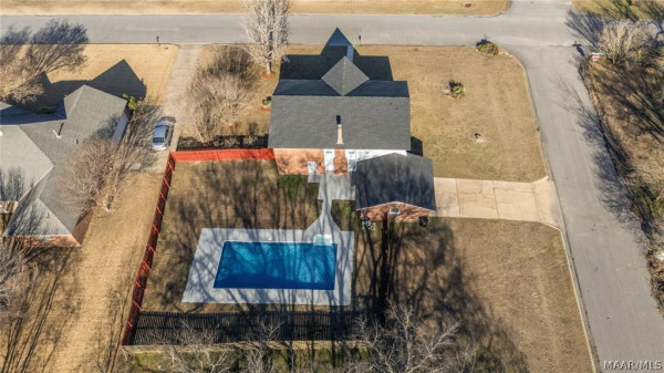 7260 ROLLING HILLS Boulevard