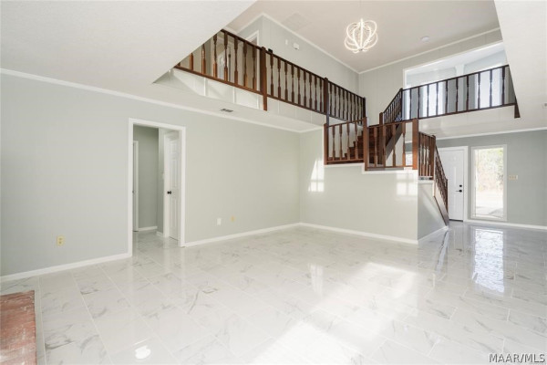 7260 ROLLING HILLS Boulevard