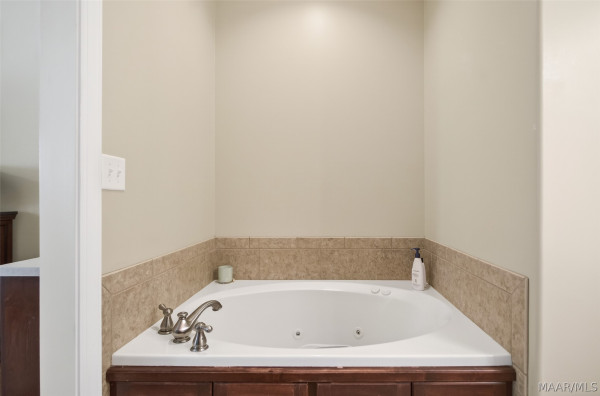 526 Ashton Oak Drive