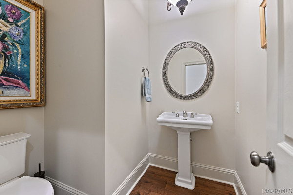 7544 Lakeridge Drive