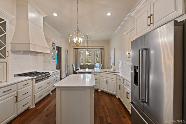 7544 Lakeridge Drive